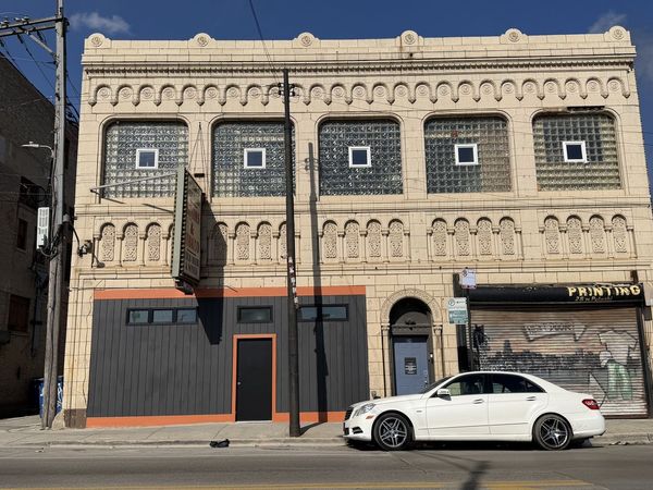 24 N Pulaski Road , Unit 1F, Chicago, IL 60624