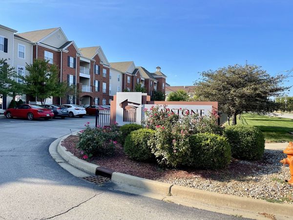 1903 N Lincoln Avenue, Unit 206, Urbana, IL 61801