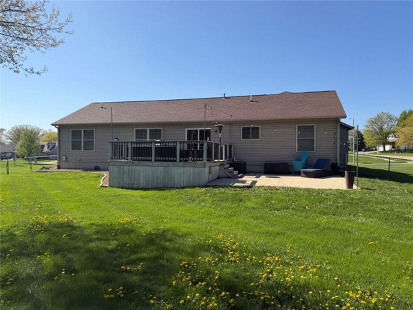 1512 W 9th Street S, Newton, IA 50208