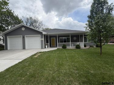 922 Juniper Avenue , Crete, NE 68333