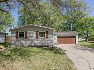 1612 Northridge Road , Beatrice, NE 68310