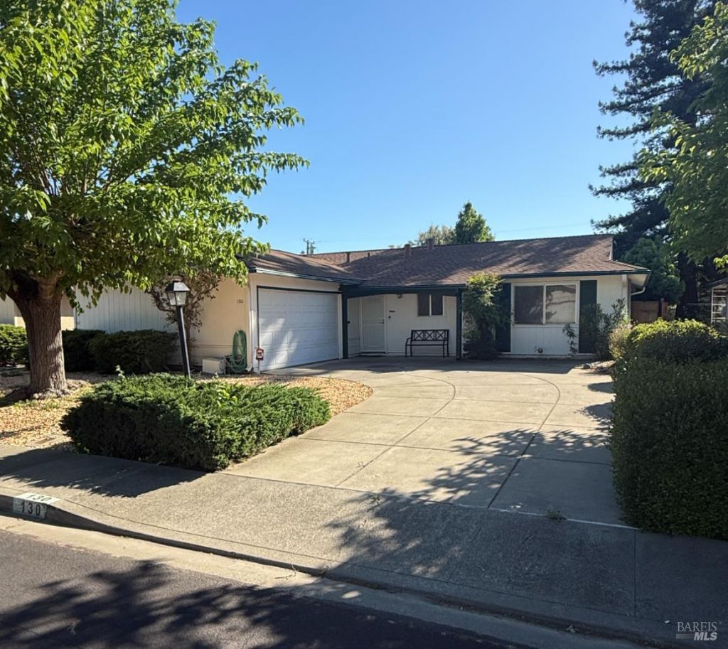 130 Mckinley Circle, Vacaville, CA 95687 Main Photo