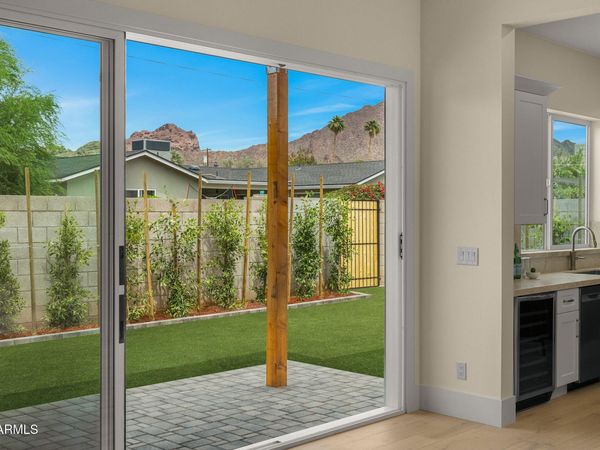 4314 E GLENROSA Avenue, Phoenix, AZ 85018