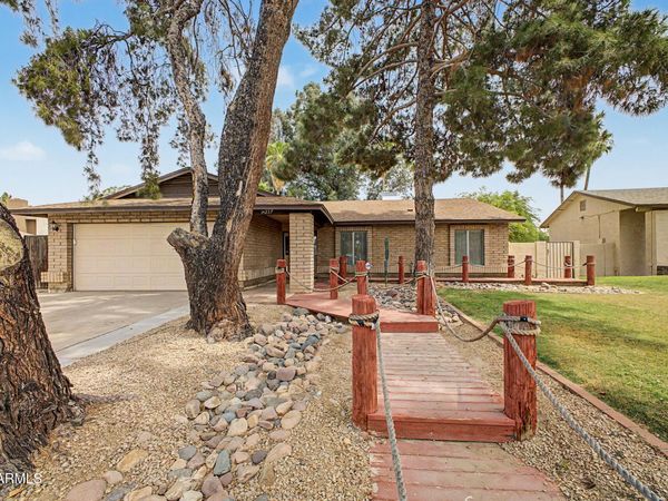 14237 N 24TH Avenue, Phoenix, AZ 85023