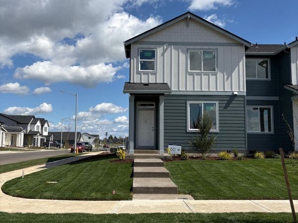 1024 Drake Ln, Woodburn, OR 97071