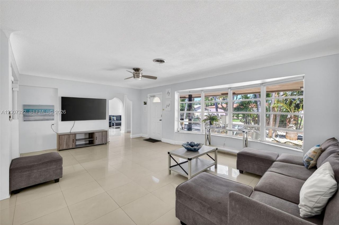 5451 NE 22nd Ave, Fort Lauderdale, FL 33308 Photo