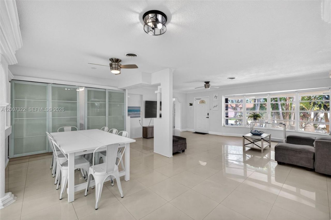 5451 NE 22nd Ave, Fort Lauderdale, FL 33308 Photo
