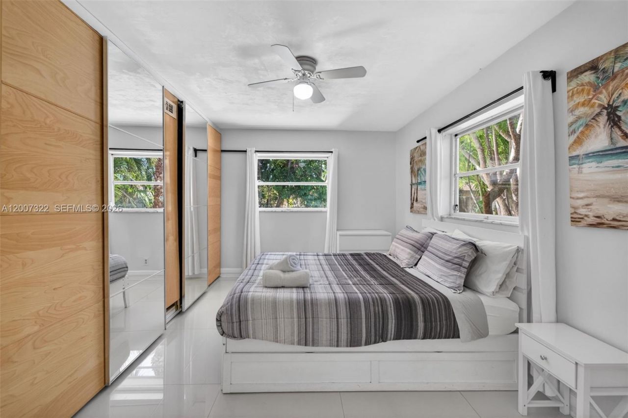 5451 NE 22nd Ave, Fort Lauderdale, FL 33308 Photo
