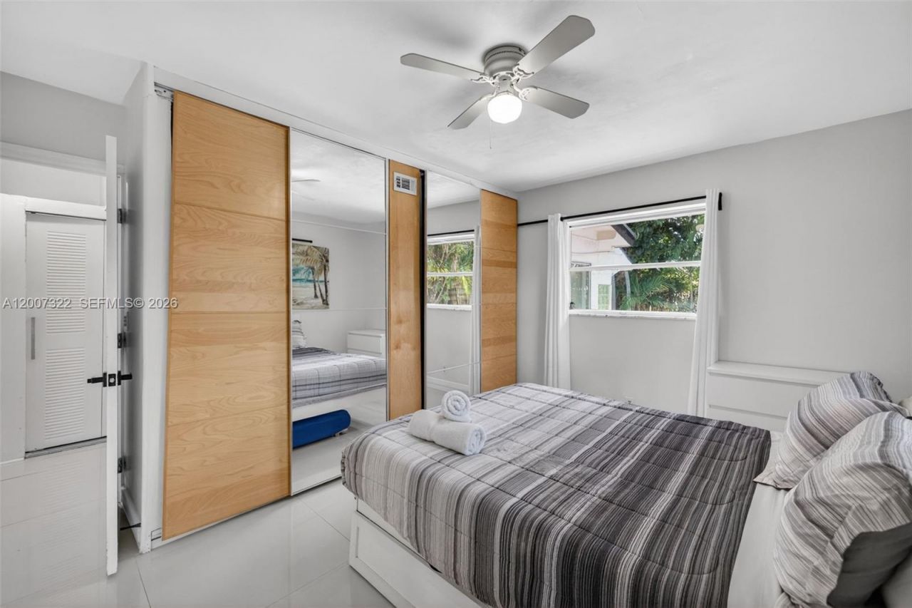 5451 NE 22nd Ave, Fort Lauderdale, FL 33308 Photo