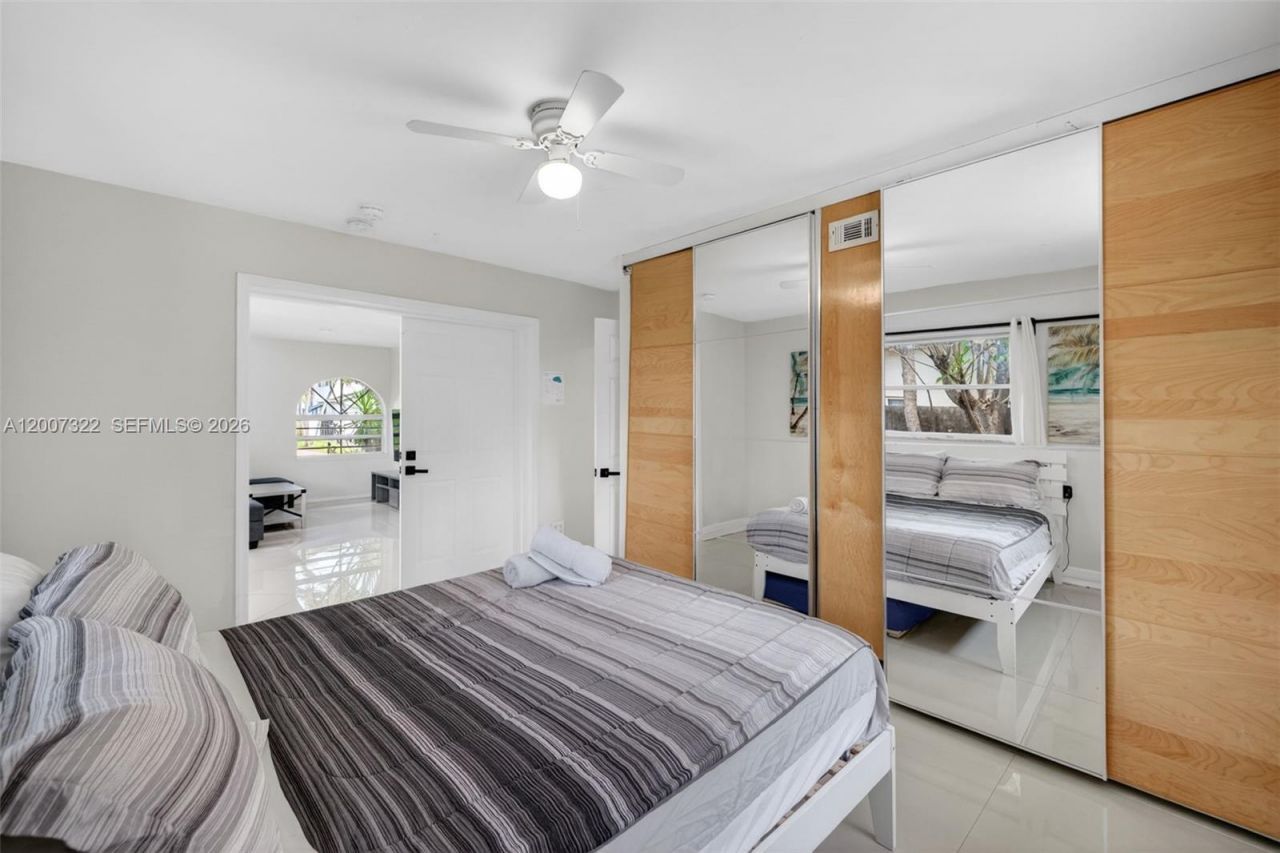 5451 NE 22nd Ave, Fort Lauderdale, FL 33308 Photo