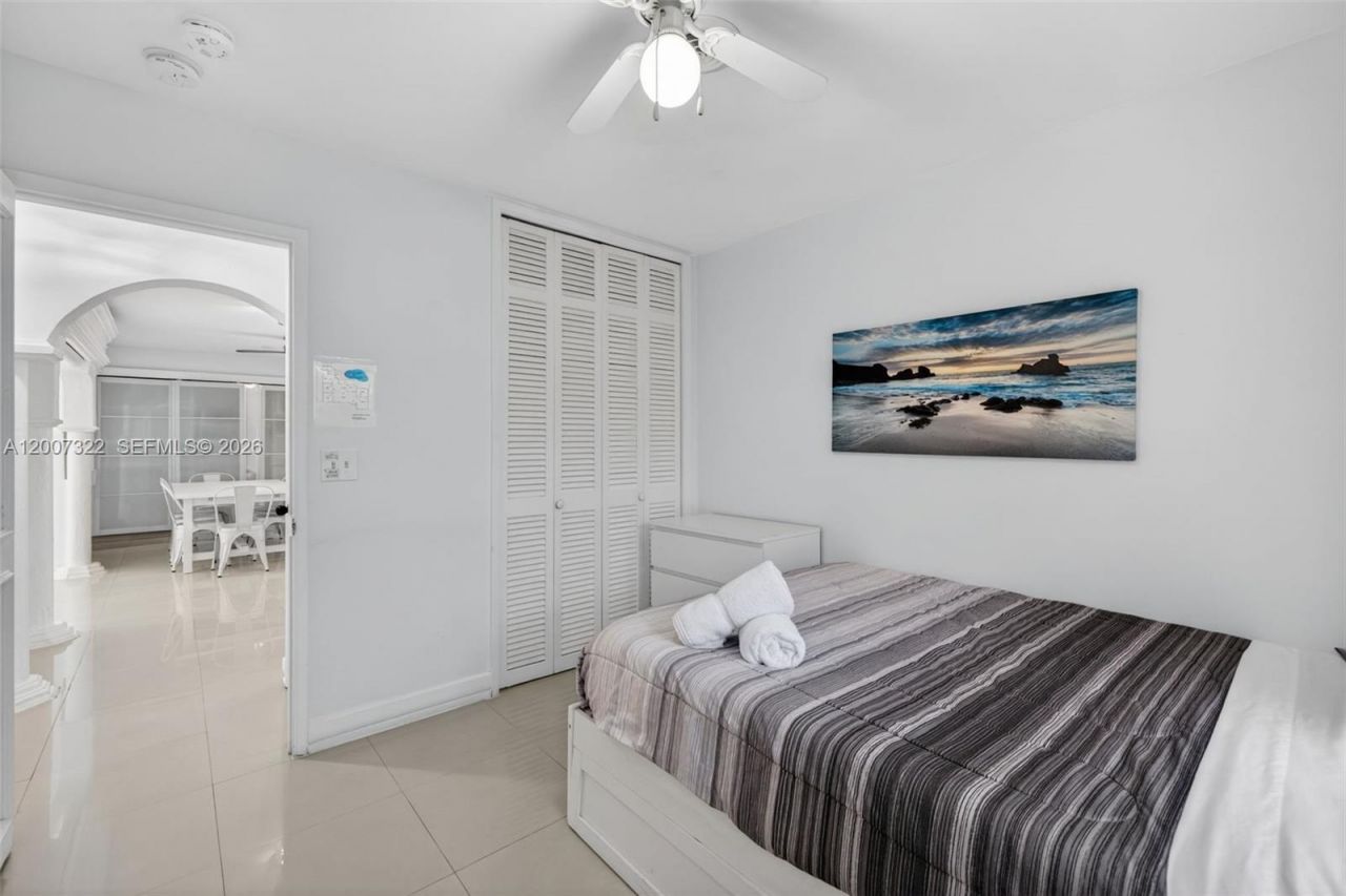 5451 NE 22nd Ave, Fort Lauderdale, FL 33308 Photo