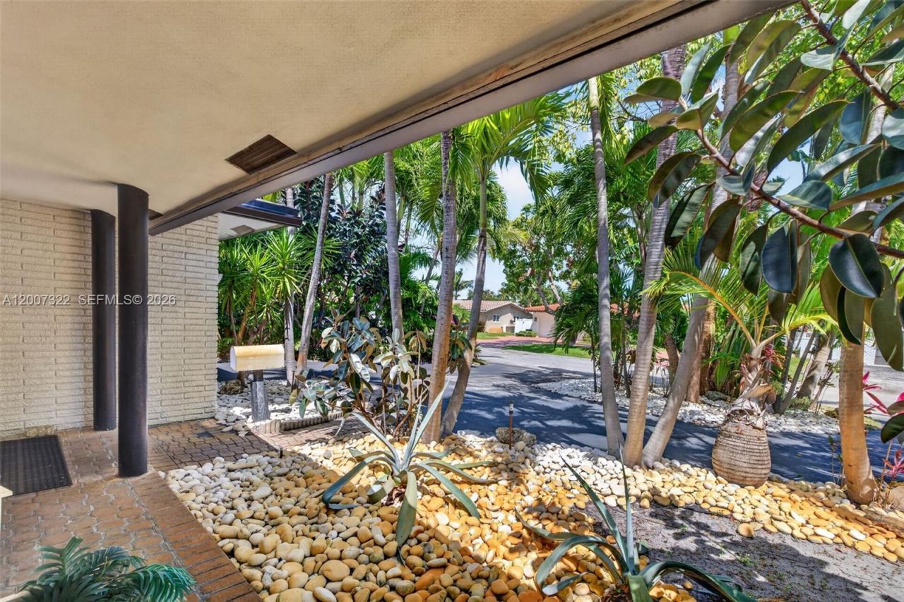 5451 NE 22nd Ave, Fort Lauderdale, FL 33308 Photo