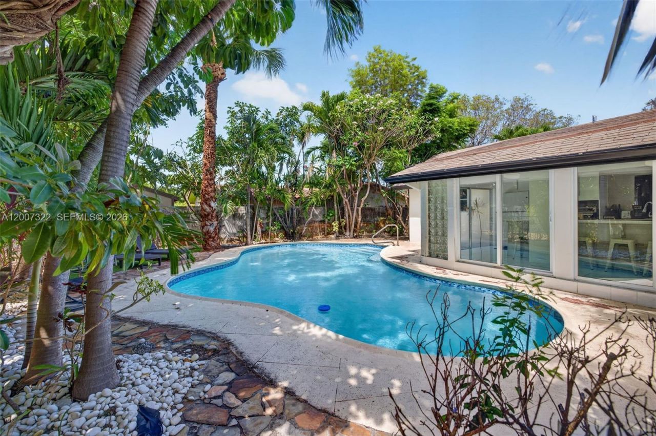 5451 NE 22nd Ave, Fort Lauderdale, FL 33308 Photo