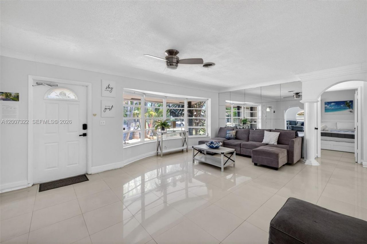 5451 NE 22nd Ave, Fort Lauderdale, FL 33308 Photo