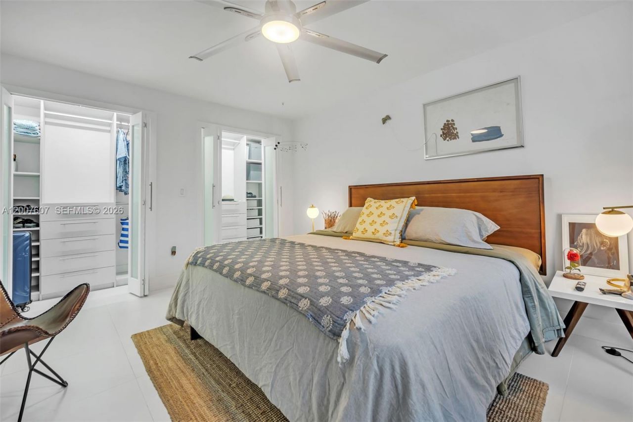 6801 Indian Creek Dr , Unit 304, Miami Beach, FL 33141 Photo