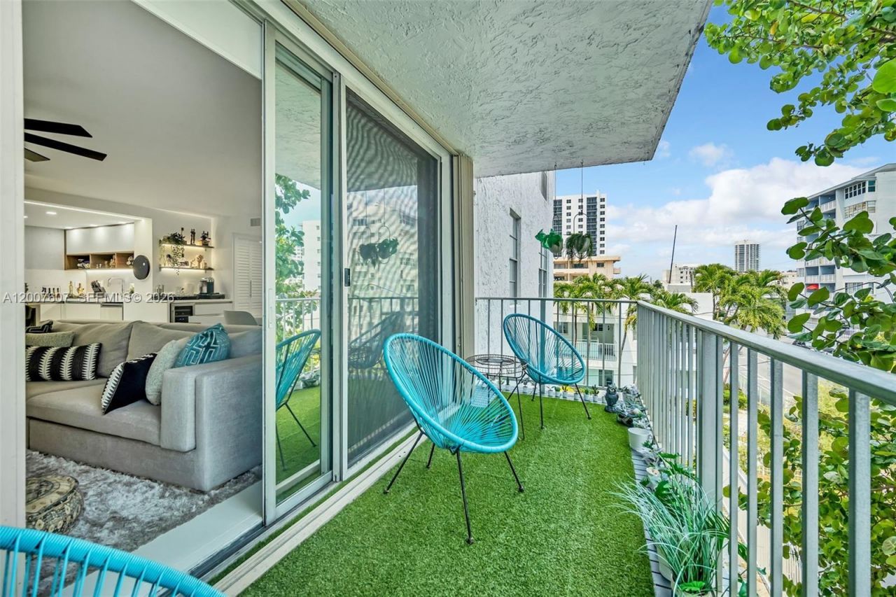 6801 Indian Creek Dr , Unit 304, Miami Beach, FL 33141 Photo