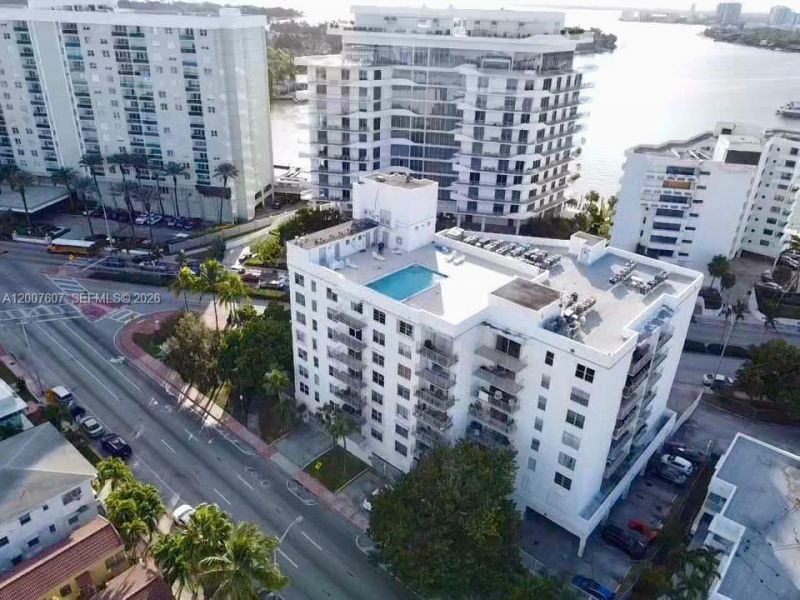 6801 Indian Creek Dr , Unit 304, Miami Beach, FL 33141 Photo