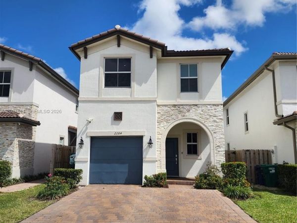 2284 NW 130th St , Miami, FL 33167