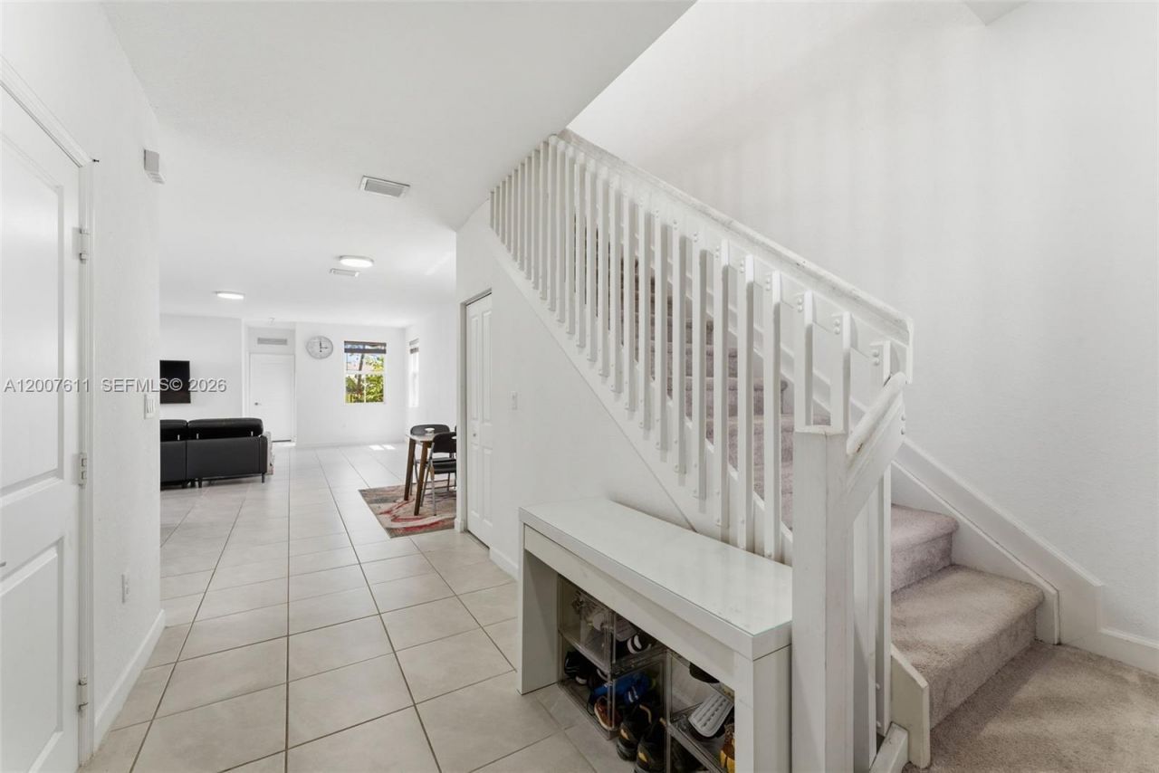 2284 NW 130th St, Miami, FL 33167 Photo
