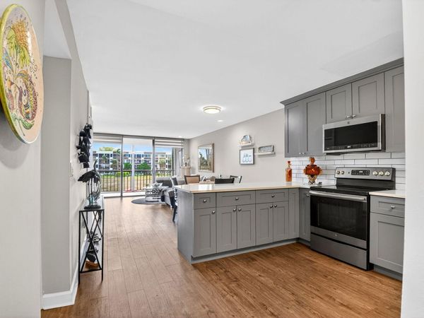 4793 Esedra Court, Unit 206, Lake Worth, FL 33467