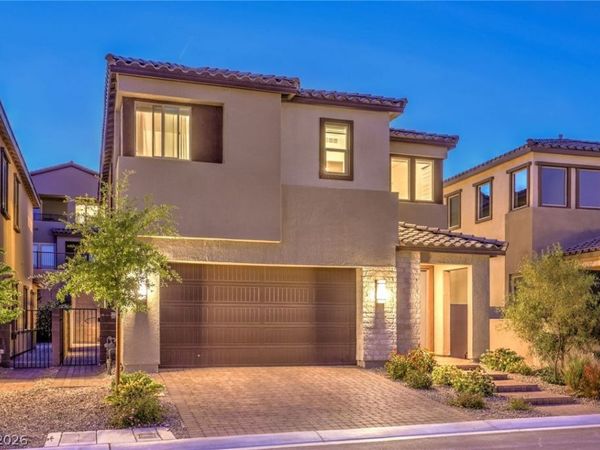 175 Medianoche Street, Las Vegas, NV 89138