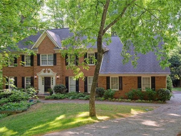 555 Spindlewick Drive , Atlanta, GA 30350