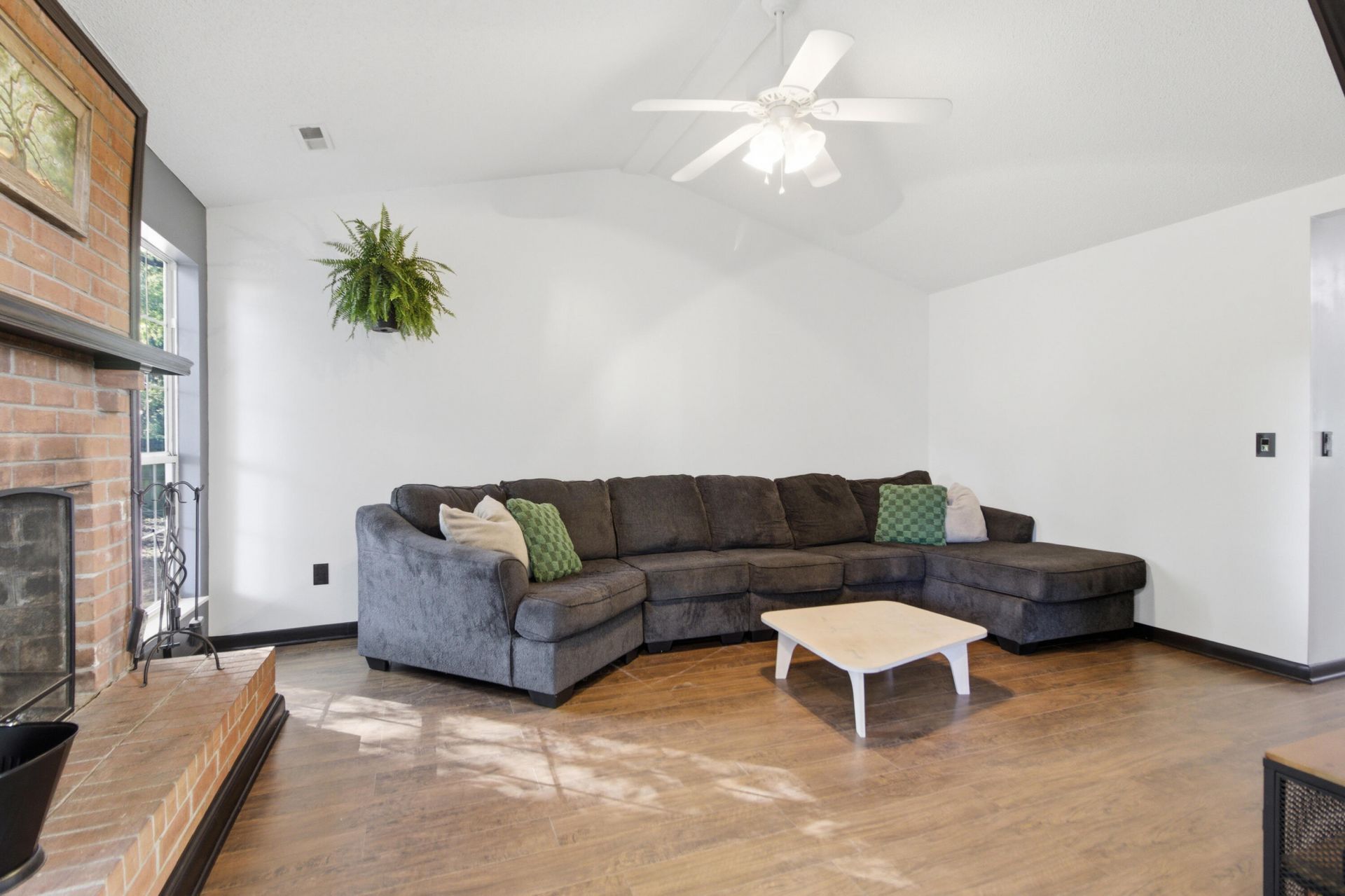 4784 Porter Drive Photo 10