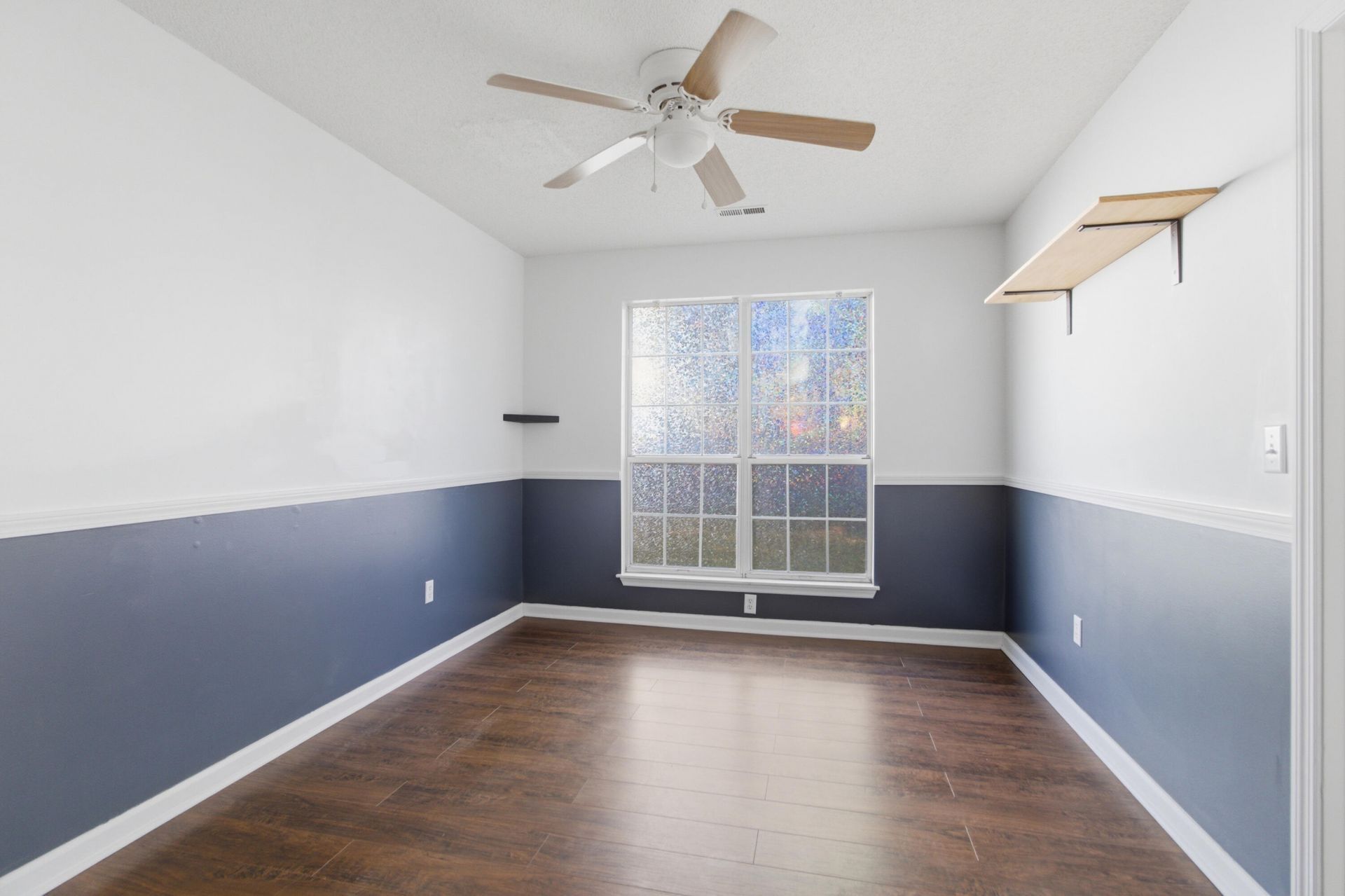 4784 Porter Drive Photo 12