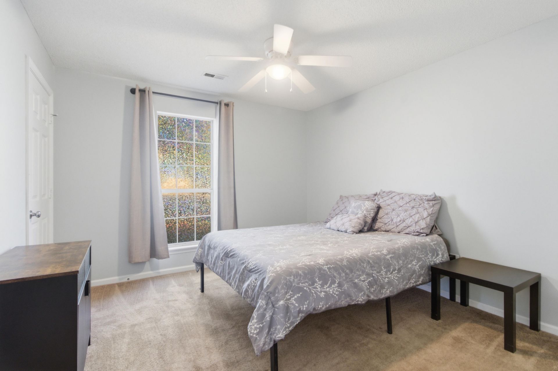 4784 Porter Drive Photo 16