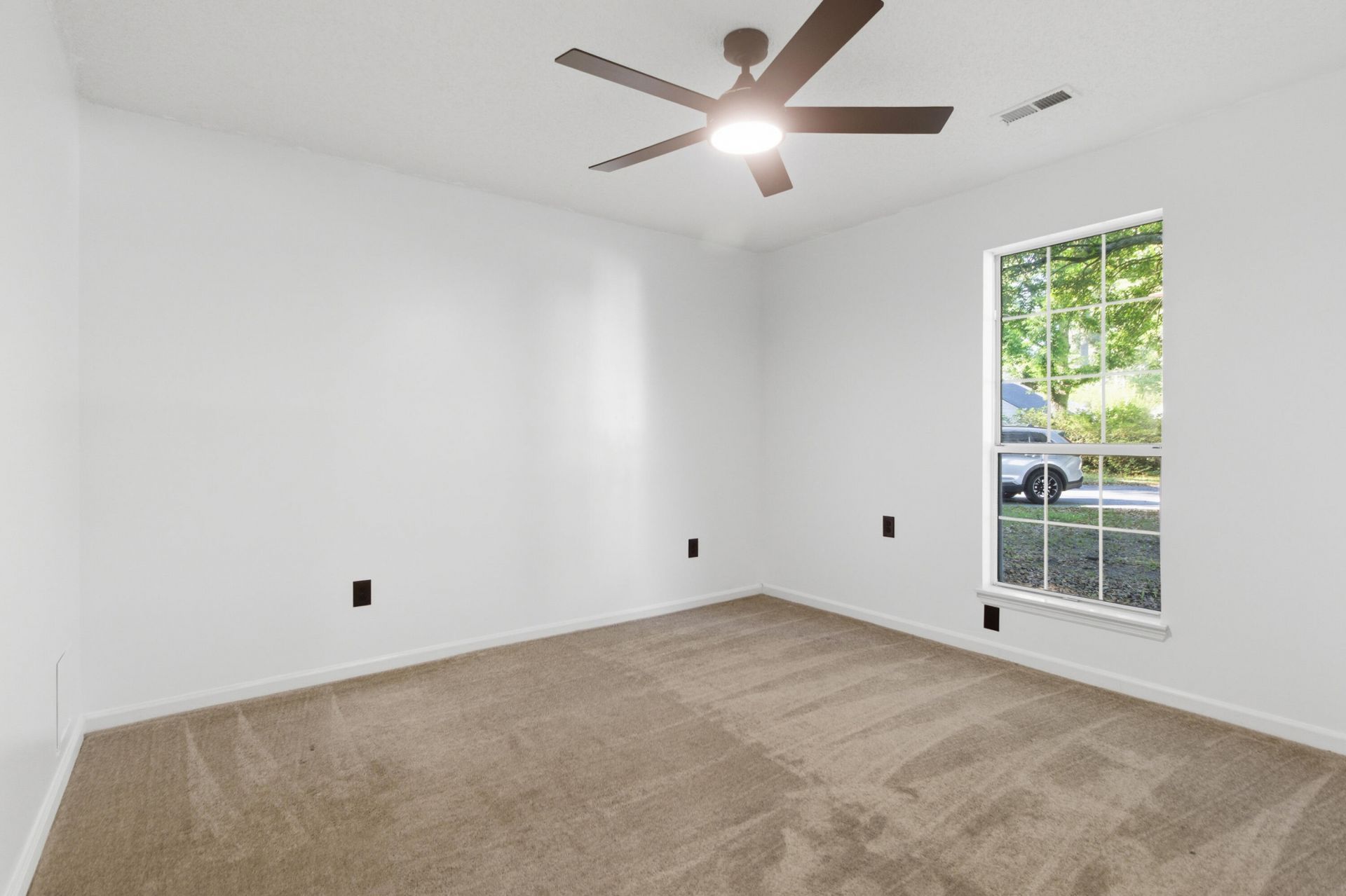 4784 Porter Drive Photo 17