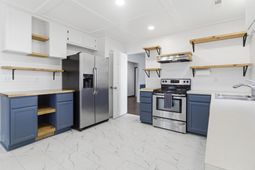 4784 Porter Drive photo 4