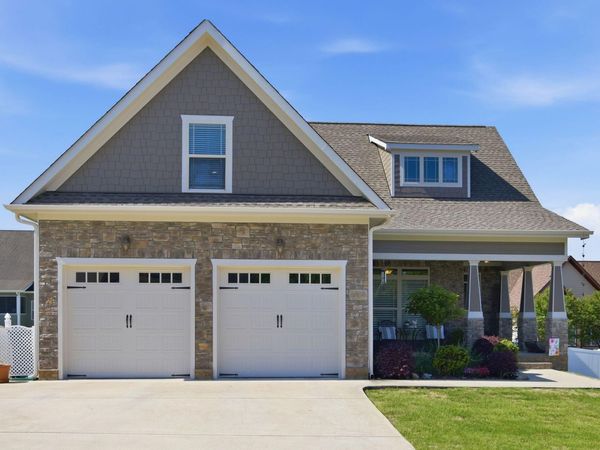 8910 Seven Lakes Drive, Ooltewah, TN 37363