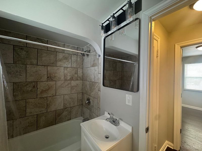 7849 Seward Avenue, Mount Healthy, OH 45231 Photo 10