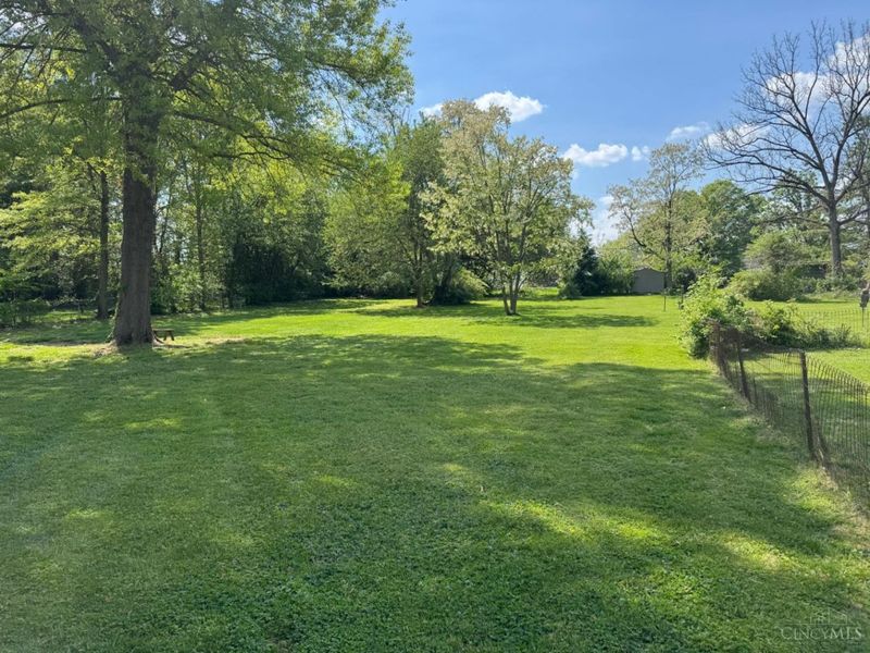 7849 Seward Avenue, Mount Healthy, OH 45231 Photo 3