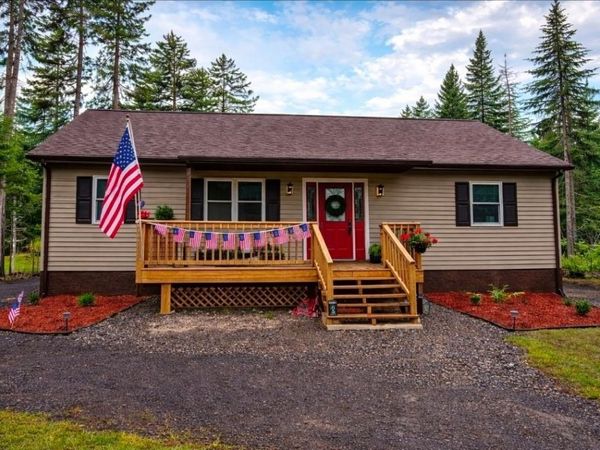 17 Merit Drive, Errol, NH 03579