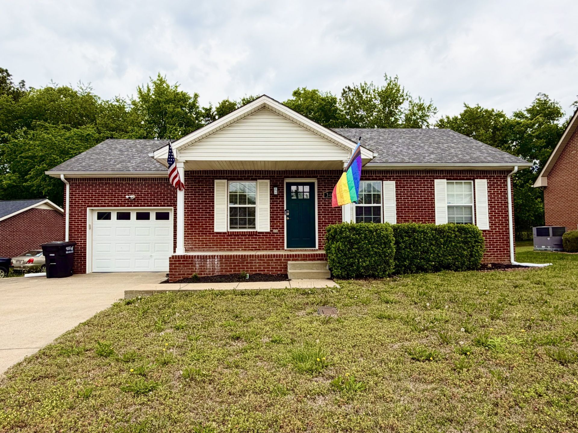 340 Maple Park Dr, Clarksville, TN 37040 Main Photo