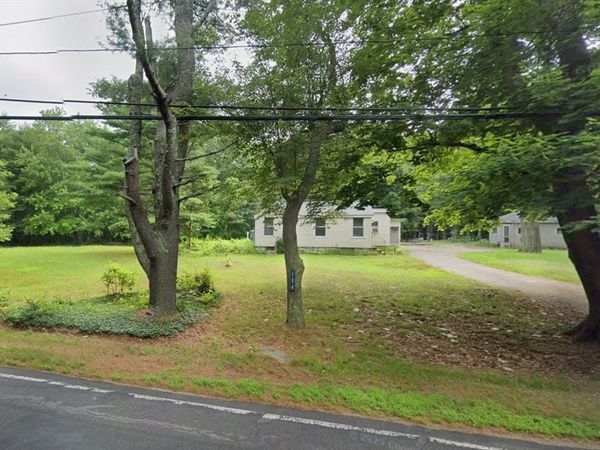 174 North Street, Mattapoisett, MA 02739