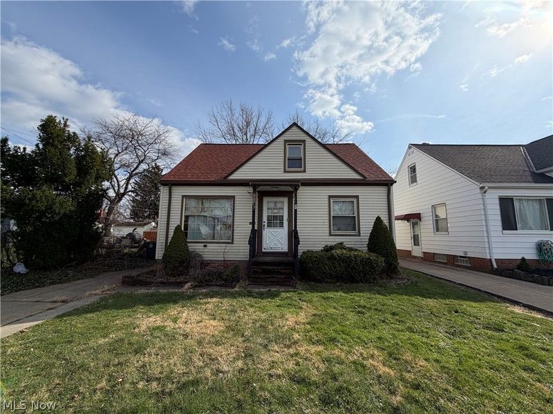 7313 Traymore Avenue, Brooklyn, OH 44144 Photo 2