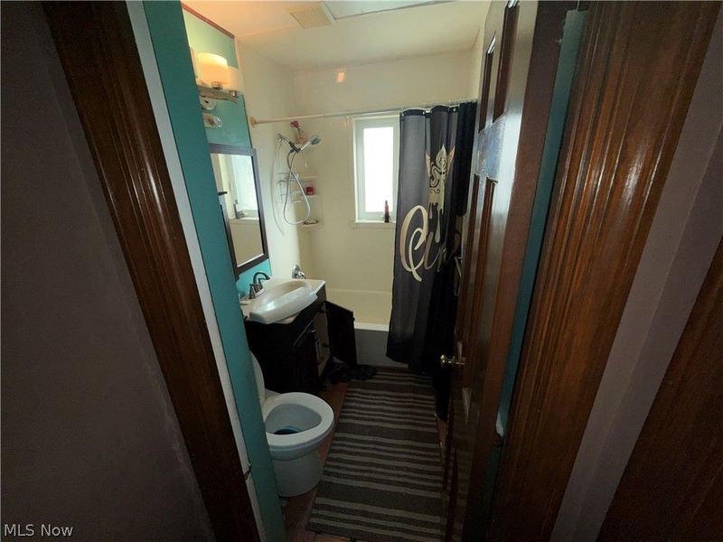 7313 Traymore Avenue, Brooklyn, OH 44144 Photo 5