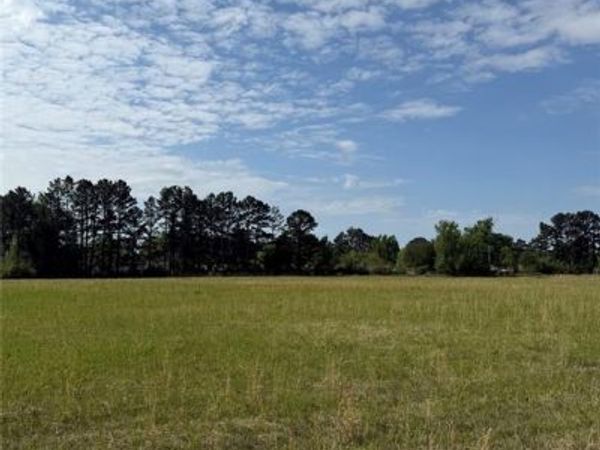 E Lincoln Road, Idabel, OK 74745