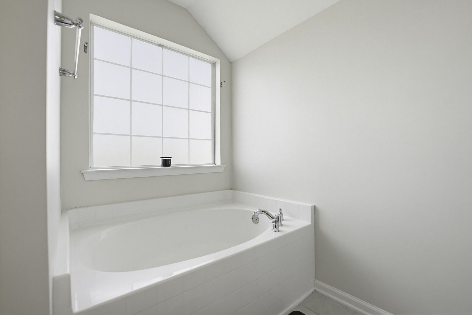 2225 Blakers Boulevard Photo 28
