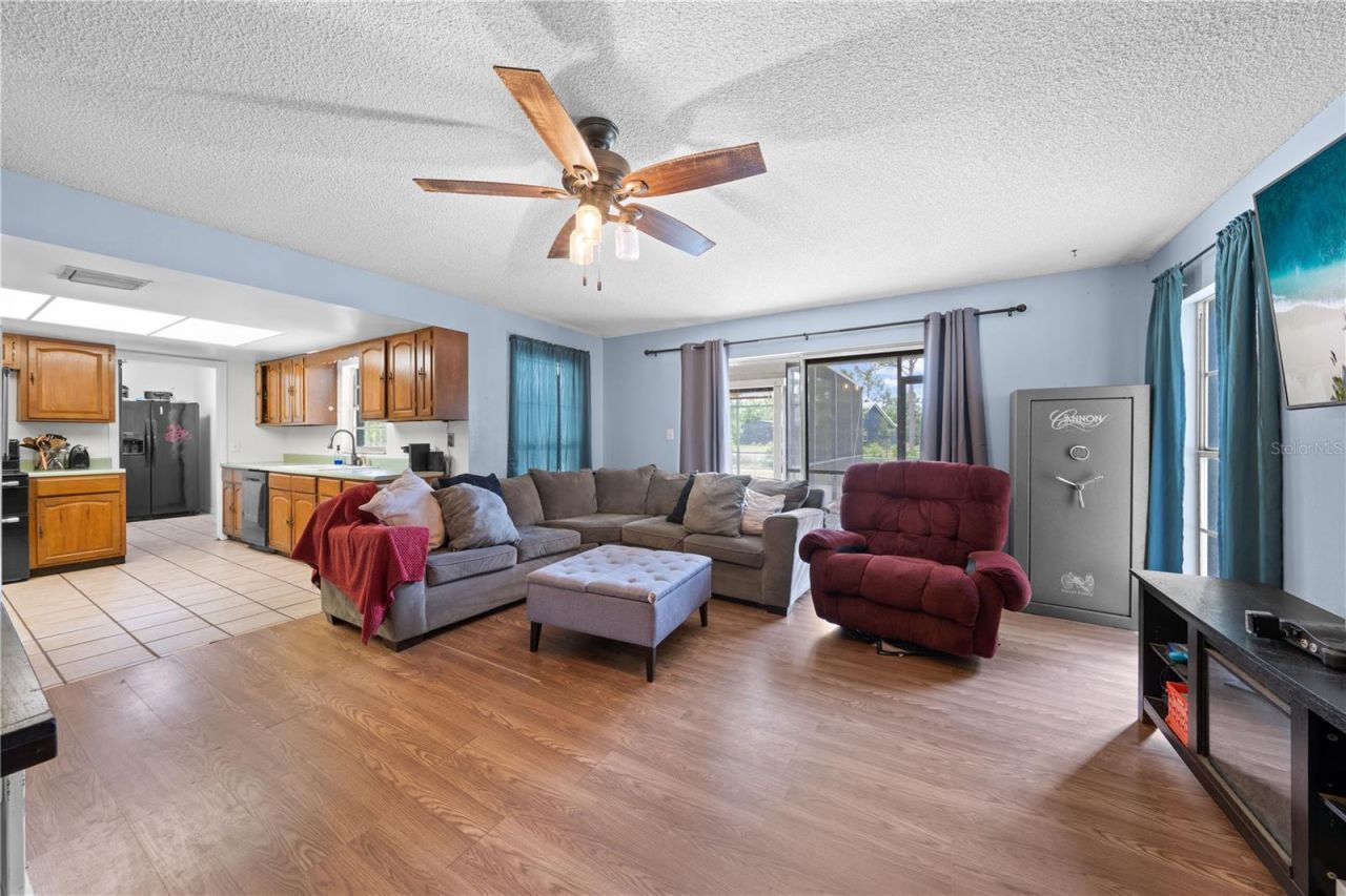 6570 Bay Shore Drive, Saint Cloud, FL 34771 Photo
