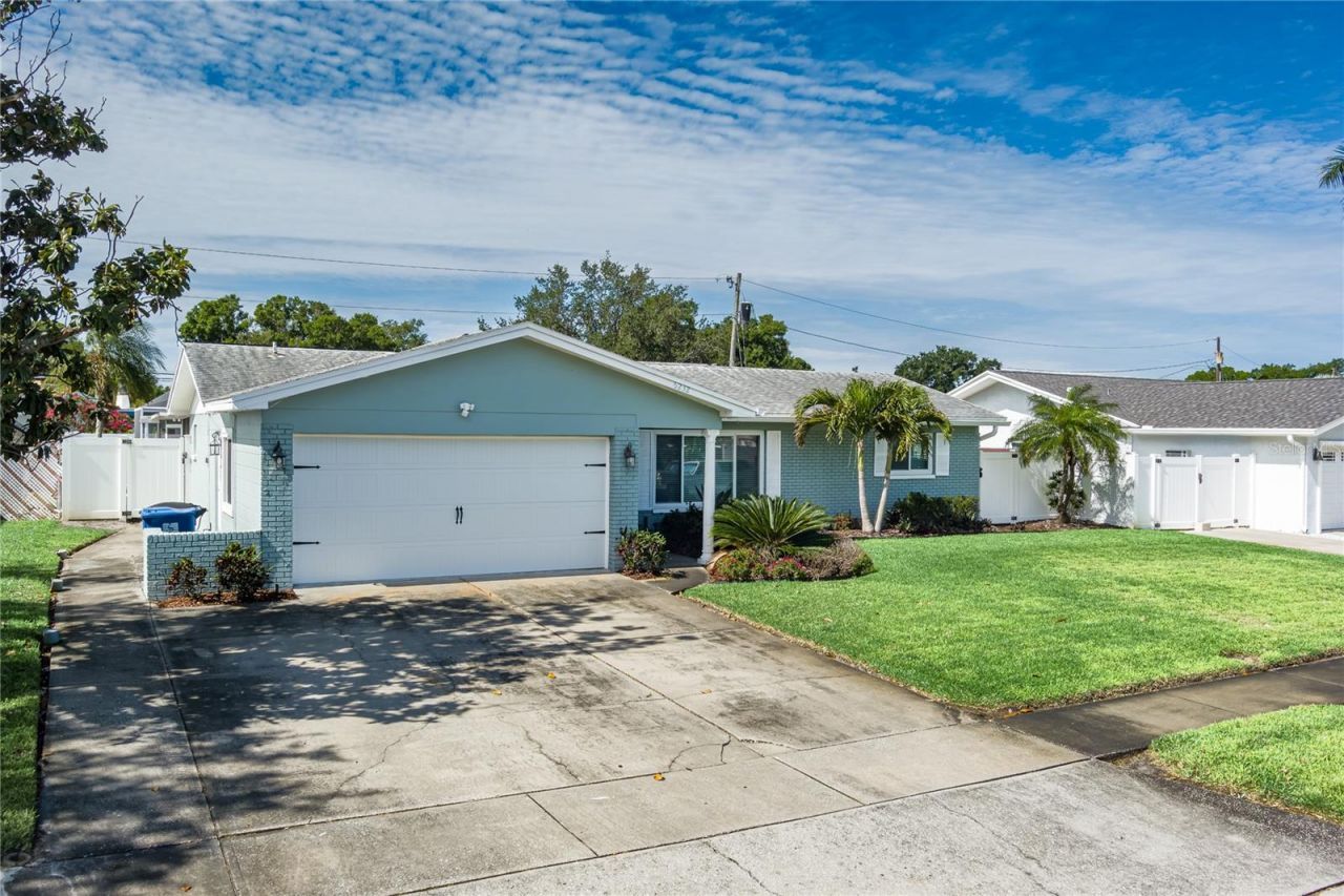6232 33rd Avenue N, Saint Petersburg, FL 33710 Photo