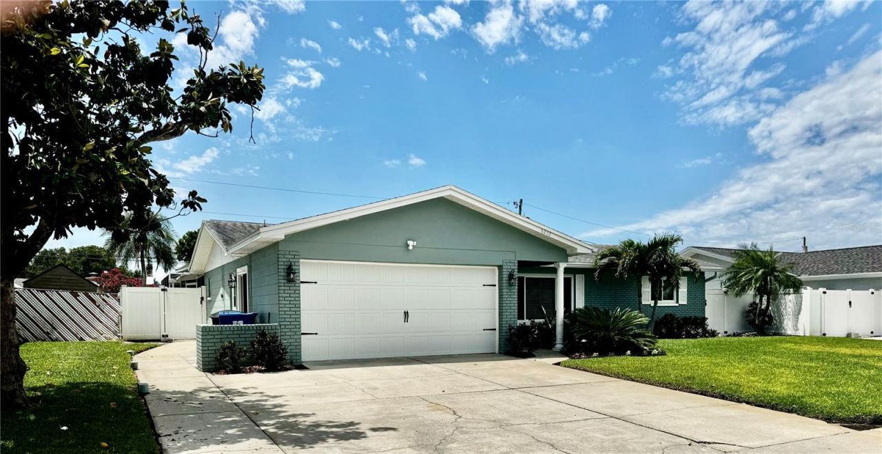 6232 33rd Avenue N, Saint Petersburg, FL 33710 Photo