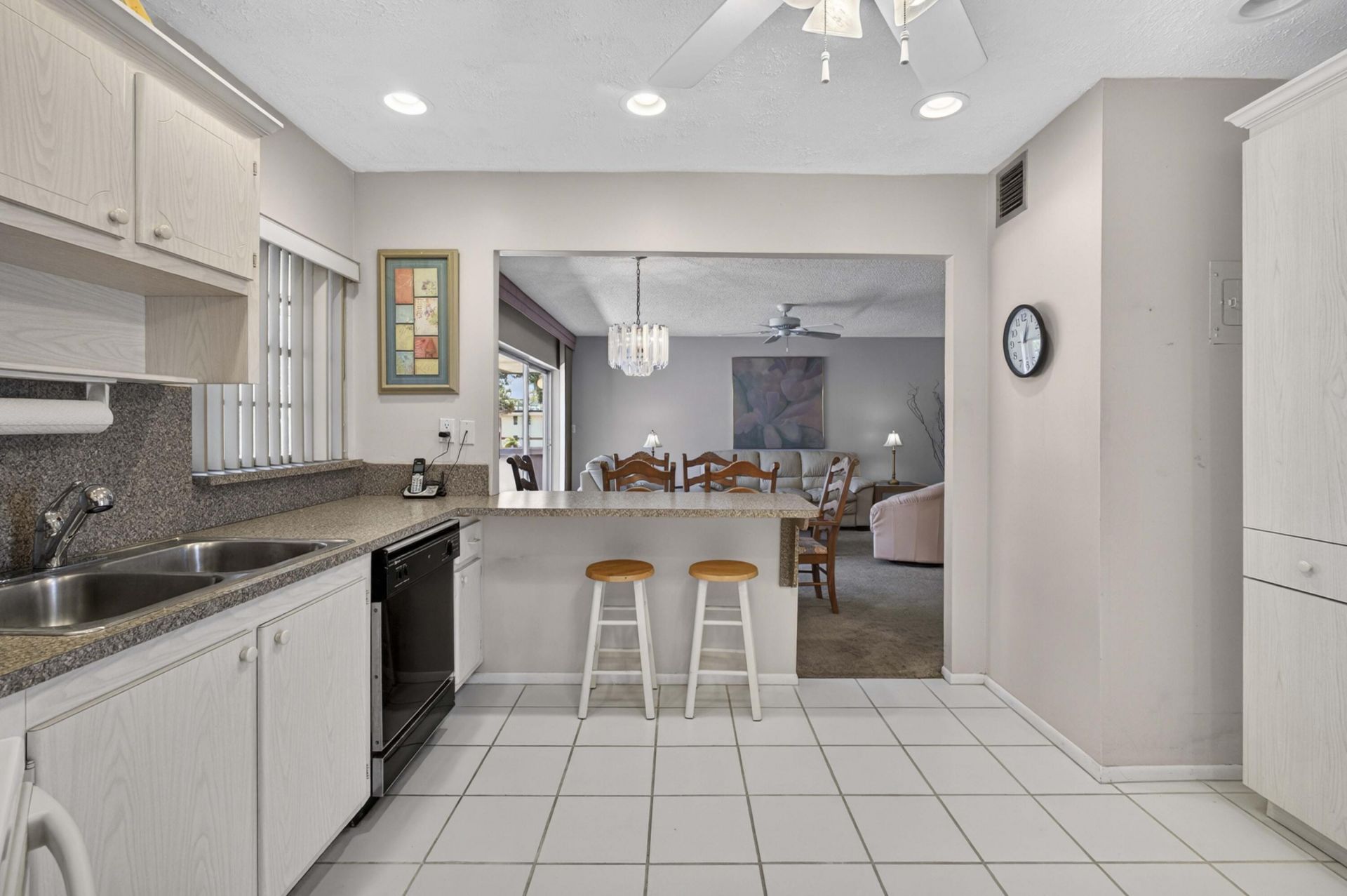 3 Greenway Vlg N, Unit 210, Royal Palm Beach, FL 33411 Photo
