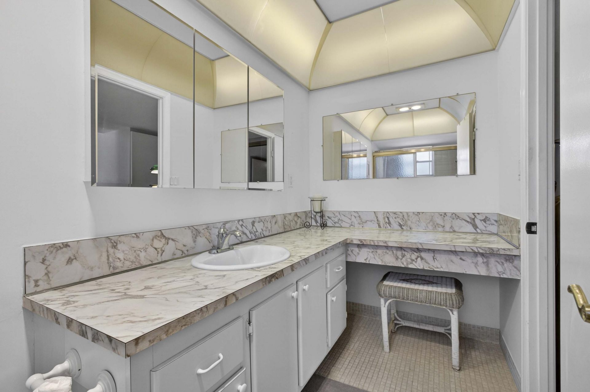3 Greenway Vlg N, Unit 210, Royal Palm Beach, FL 33411 Photo