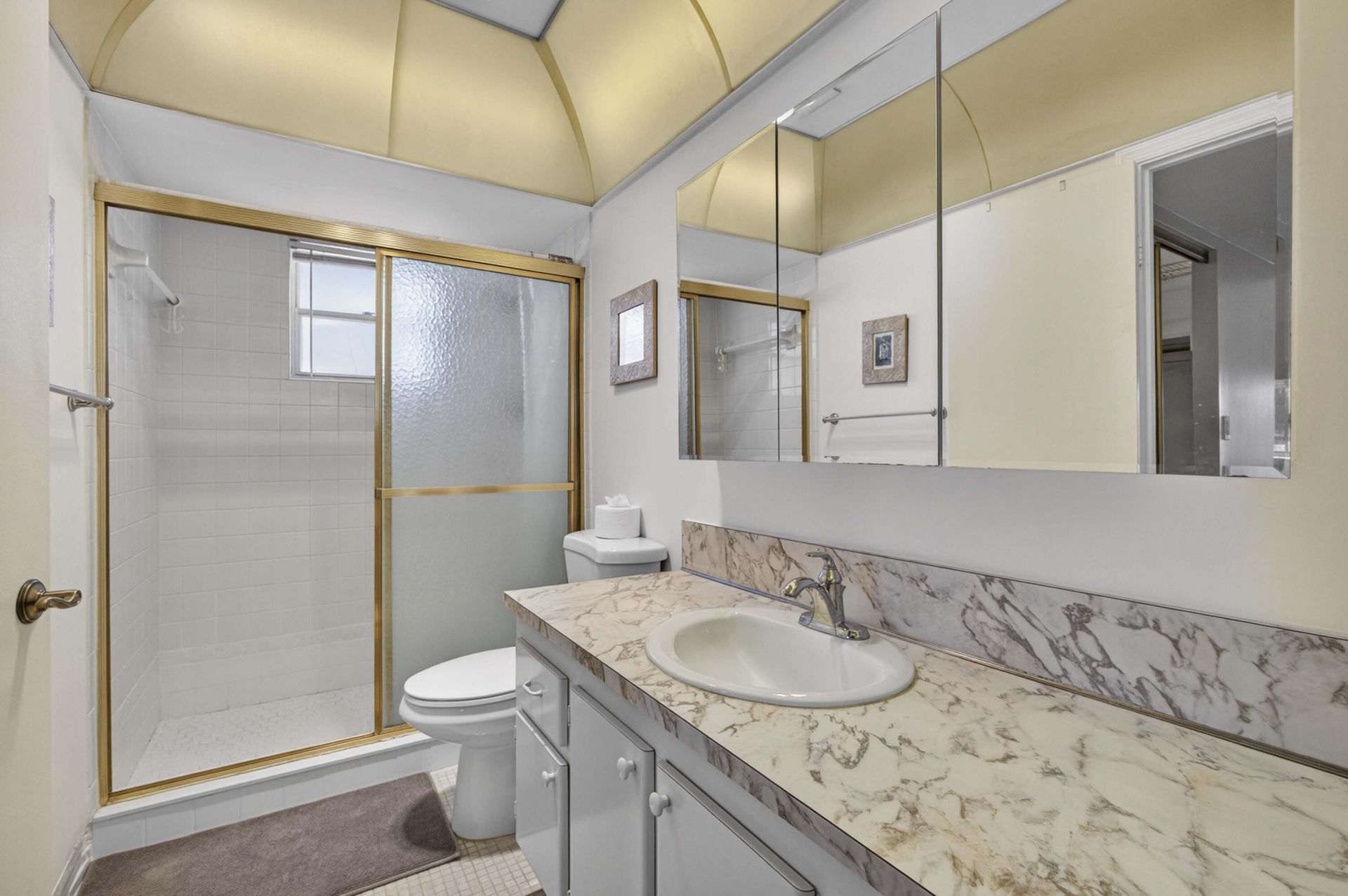 3 Greenway Vlg N, Unit 210, Royal Palm Beach, FL 33411 Photo