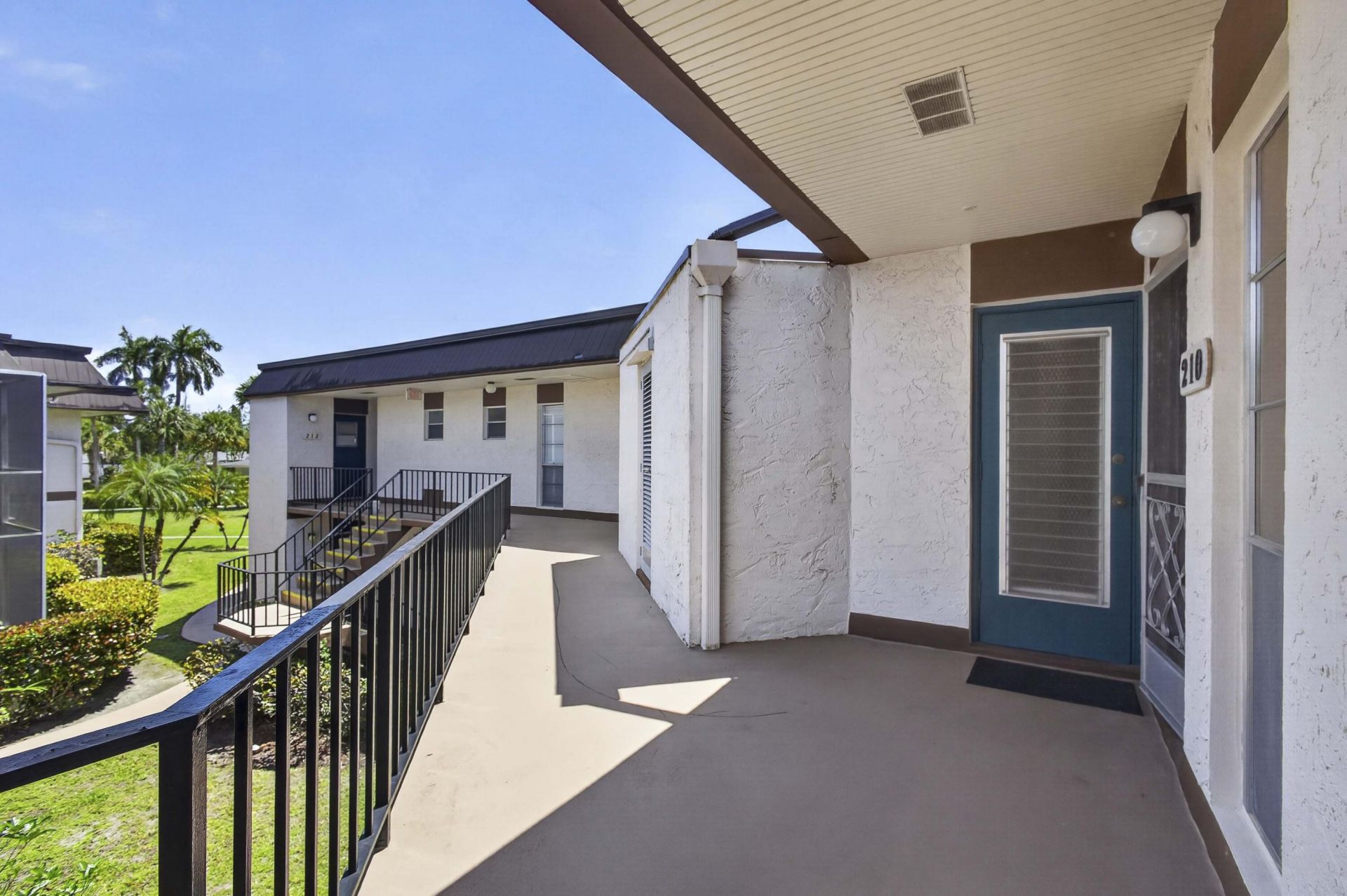 3 Greenway Vlg N, Unit 210, Royal Palm Beach, FL 33411 Photo