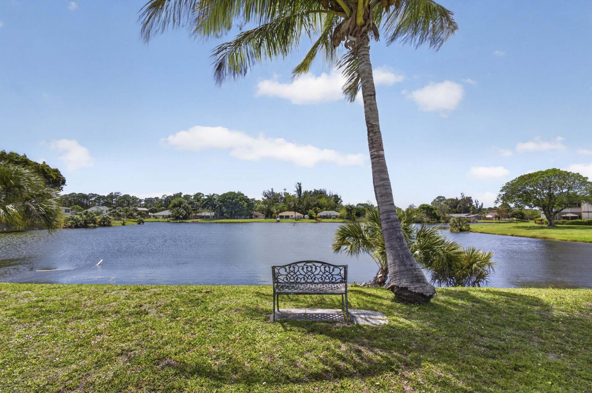 3 Greenway Vlg N, Unit 210, Royal Palm Beach, FL 33411 Photo