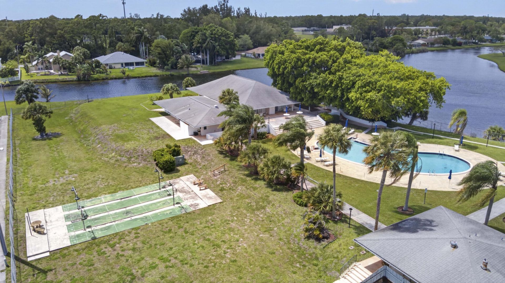 3 Greenway Vlg N, Unit 210, Royal Palm Beach, FL 33411 Photo